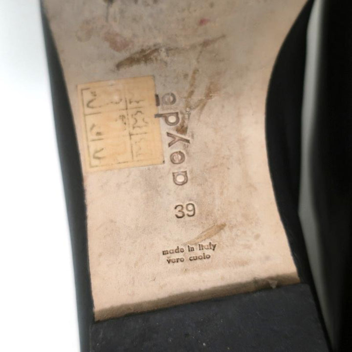 AEYDE Pointed Toe Flats Moa Black Leather Size 39 - Celebrity Owned