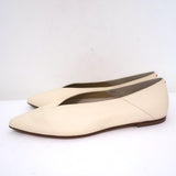 AEYDE Pointed Toe Flats Moa Cream Leather Size 39 NEW - Celebrity Owned
