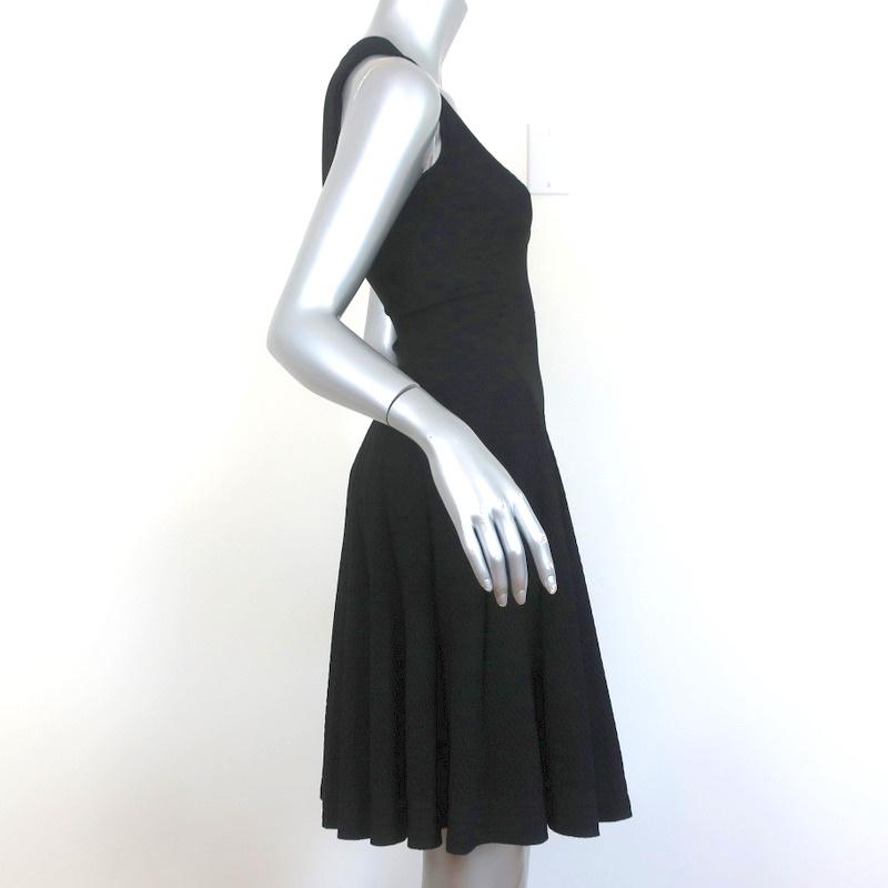 Alaia Fit & Flare Dress Black Stretch Knit Size 36 Sleeveless Scoop Ne Celebrity Owned Alaia Fit & Flare Dress Black Stretch Knit Size 36 Sleeveless Scoop Ne Celebrity Owned