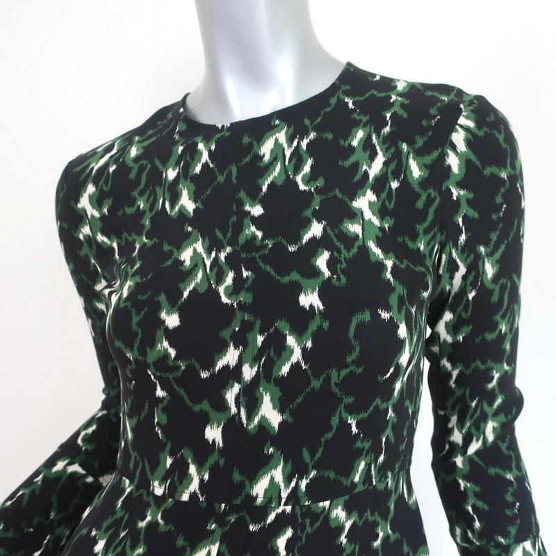 A.L.C. Mini Dress Trixie Black/Green Printed Silk Size 0 Bell Sleeve - Celebrity Owned
