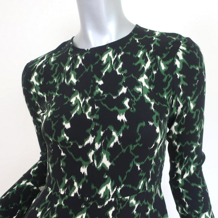 A.L.C. Mini Dress Trixie Black/Green Printed Silk Size 0 Bell Sleeve - Celebrity Owned