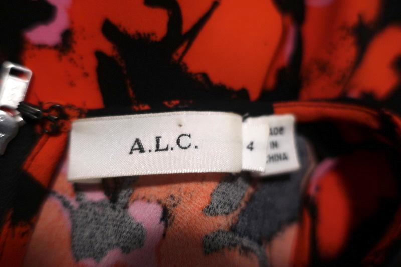 A.L.C. Top Black/Red Floral Print Silk Size 4 Sleeveless Zip-Back Tank - Celebrity Owned