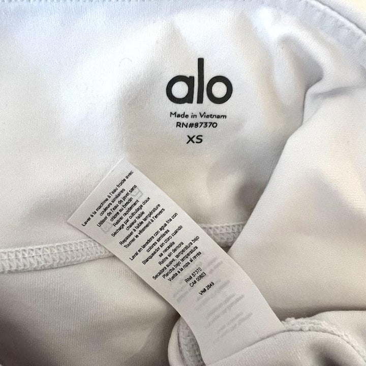 Alo Yoga Lot of 2 Goddess Leggings White/White &amp; White/Lilac Size Extra Small - Celebrity Owned