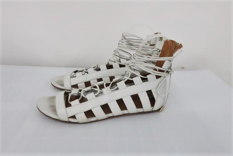 Aquazzura Amazon Gladiator Sandals White Leather Size 37.5 Lace-Up Flats - Celebrity Owned