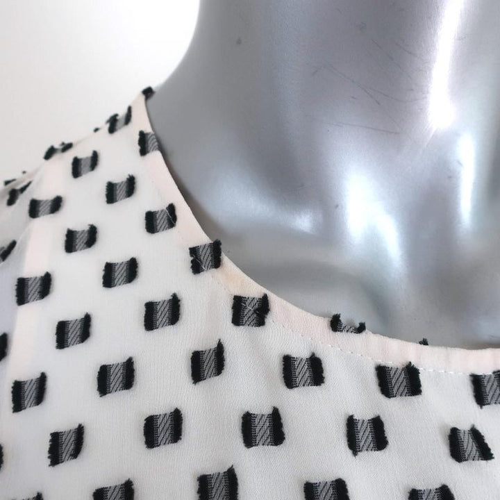 BCBGMAXAZRIA Dress Shelia White/Black Dotted Chiffon Size 6 Flutter Sleeve - Celebrity Owned