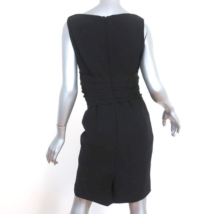 Black Halo Dress Black Pleated Crepe Size 6 Sleeveless Sheath - Celebrity Owned