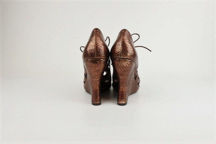 Bottega Veneta Lace-Up Booties Copper Snakeskin Size 39 Peep Toe Platform Wedge MFR - Celebrity Owned