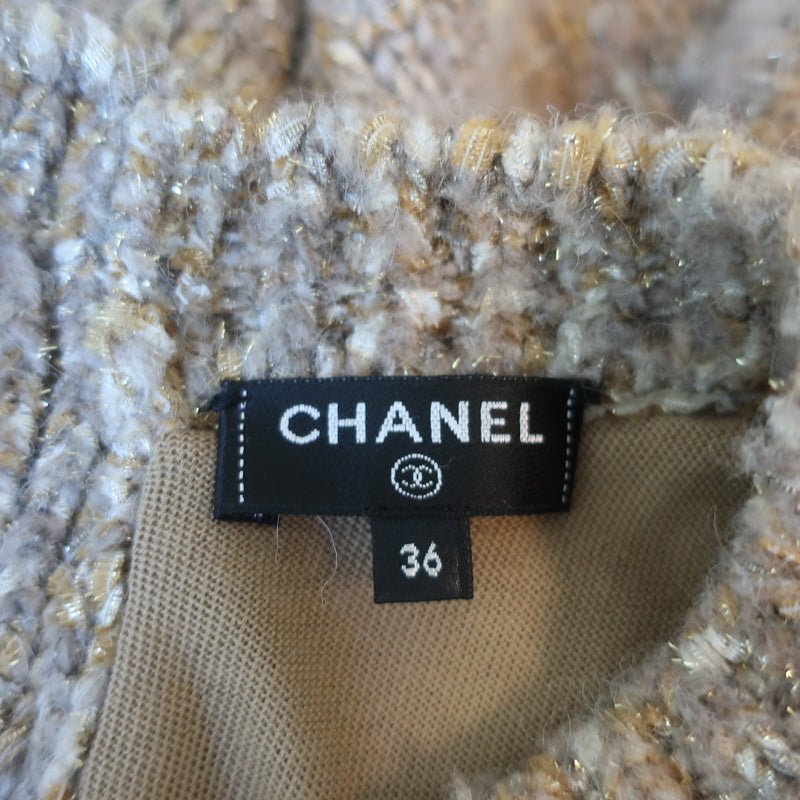 Chanel F/W 2018 Striped Knit Tunic Dress Beige/Gold Size 36 Kimono Sle –  Celebrity Owned