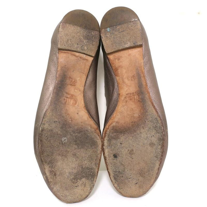 Chloe Lauren Ballet Flats Gold Metallic Scalloped Leather Size 37.5 - Celebrity Owned