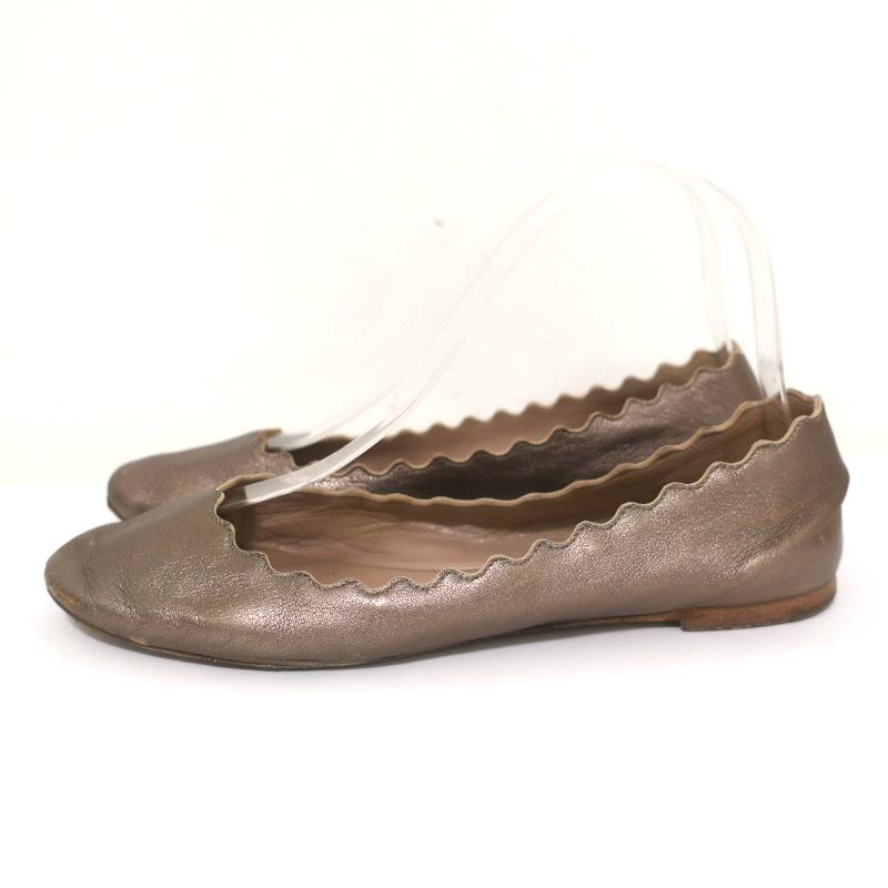 Chloe Lauren Ballet Flats Gold Metallic Scalloped Leather Size 37.5 - Celebrity Owned