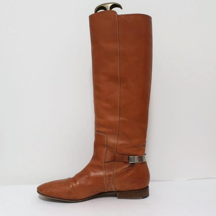 Chloe Tucson Riding Boots Brown Leather and Metal Size 39 Knee High Flat Boots - Celebrity Owned