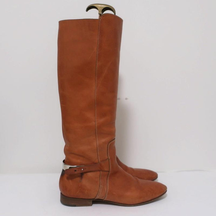 Chloe Tucson Riding Boots Brown Leather and Metal Size 39 Knee High Flat Boots - Celebrity Owned