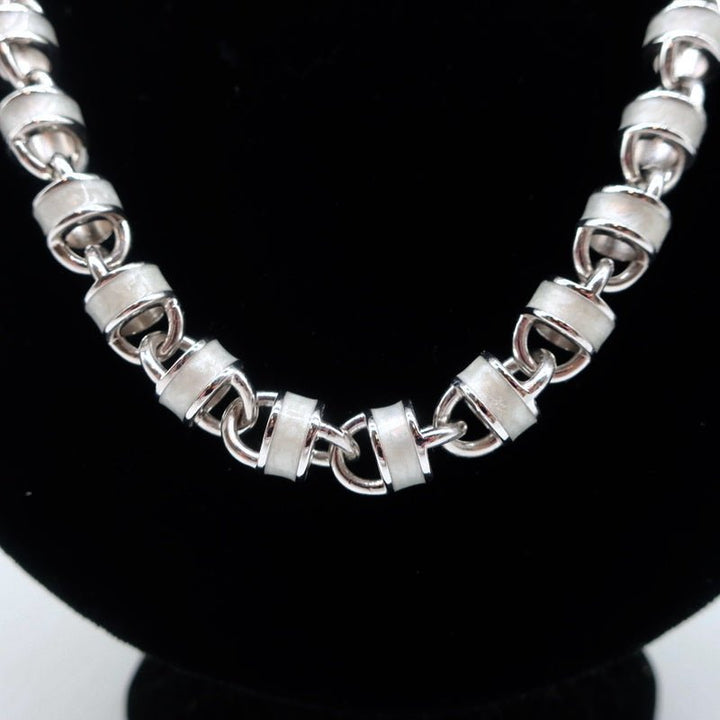 Christian Dior Round Link Necklace with Pearl - Celebrity Owned