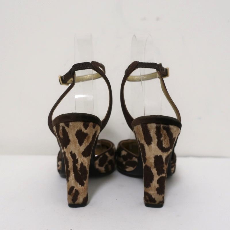 Dolce &amp; Gabbana Ankle Strap Pumps Leopard Print Velvet Size 38 Pointed Toe Heel - Celebrity Owned