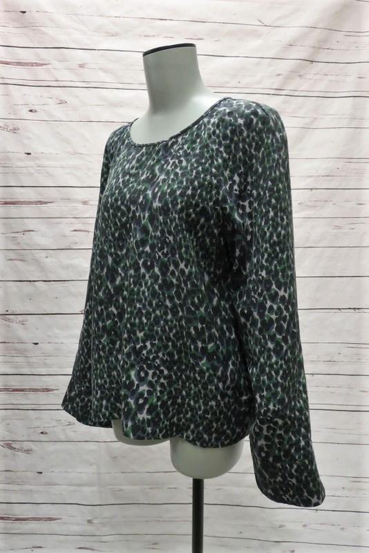 Equipment Blouse Abeline Leopard Print Silk Size Extra Small Bell Sleeve Top - Celebrity Owned