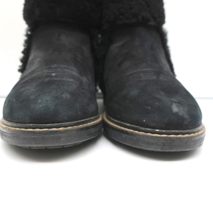 Fendi Foldover Shearling Ankle Boots Black Suede Size 37.5 Flat Booties - Celebrity Owned