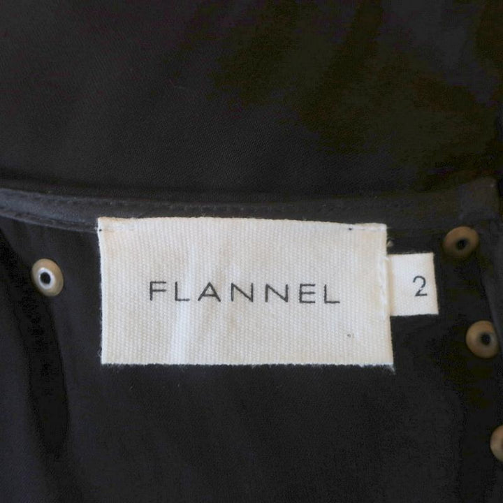 Flannel Dress Black Eyelet-Embroidered Studded Viscose Size 2 Sleeveless - Celebrity Owned