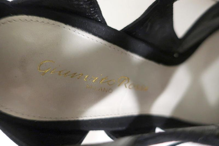 Gianvito Rossi Geometric Cutout Booties Black Suede &amp; White Leather Size 36.5 - Celebrity Owned