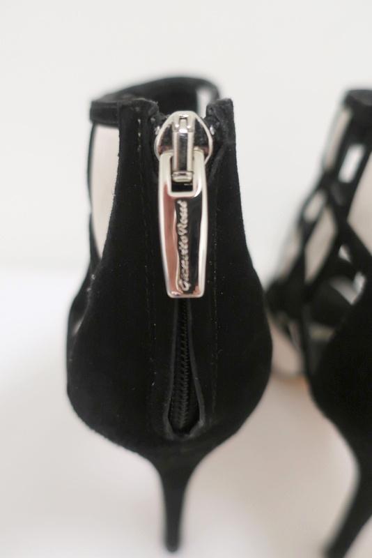 Gianvito Rossi Geometric Cutout Booties Black Suede &amp; White Leather Size 36.5 - Celebrity Owned