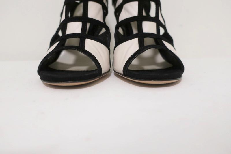 Gianvito Rossi Geometric Cutout Booties Black Suede &amp; White Leather Size 36.5 - Celebrity Owned