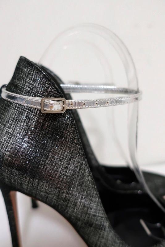 Gianvito Rossi High-Back Ankle Strap Pumps Black/Silver Metallic Suede Size 36.5 - Celebrity Owned
