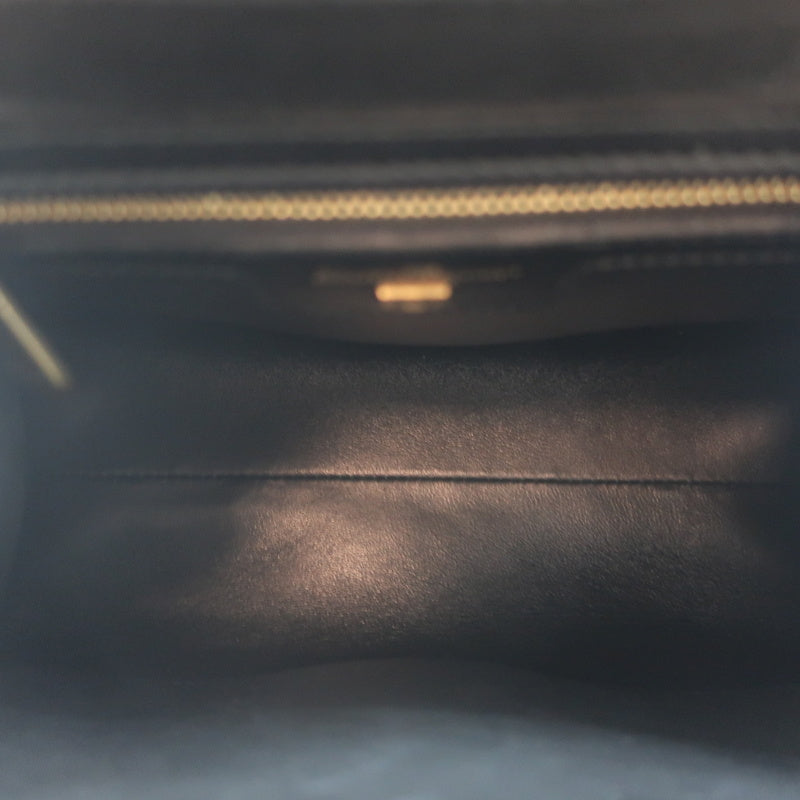 Salvatore Ferragamo Thalia Chain Link Gancini Top Handle Bag Black Lea –  Celebrity Owned