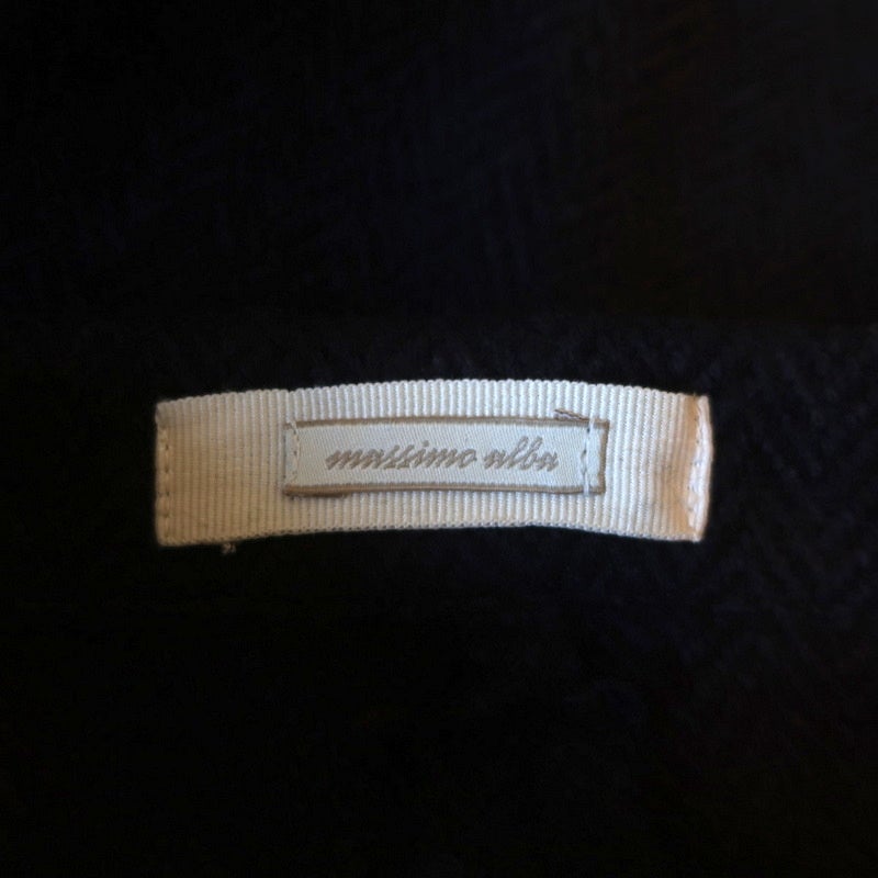 product_title]-img_[img-position] available at CelebrityOwned.com